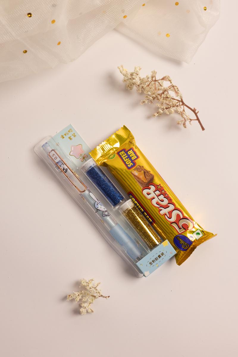 Sparkle Gift Pack – Glitter Pen & Chocolate Treat for Kids