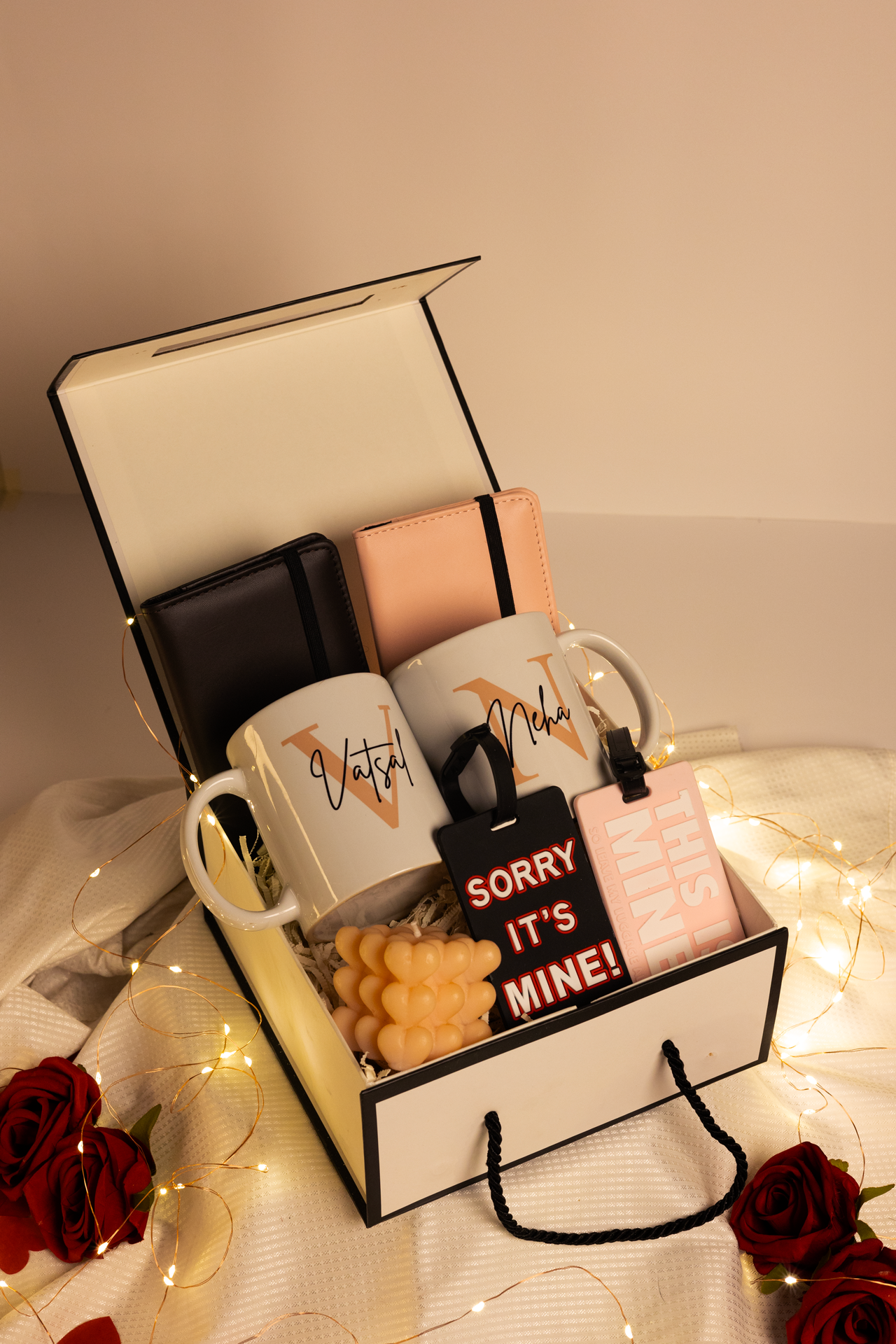 Couple Goals Edition – Travel Couple Gift Hamper