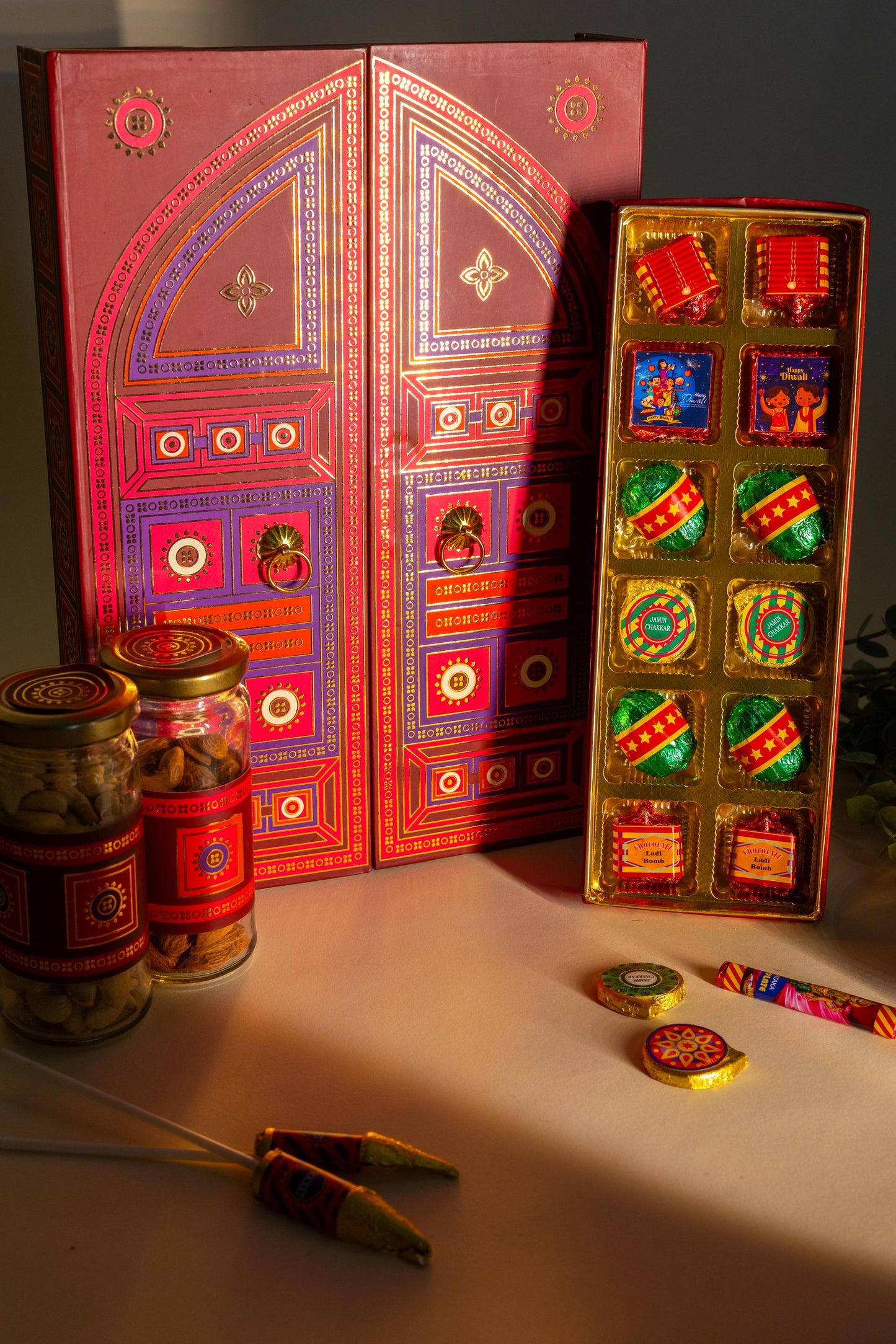 Majestic Festive Trunk with Dry Fruits and Chocolates