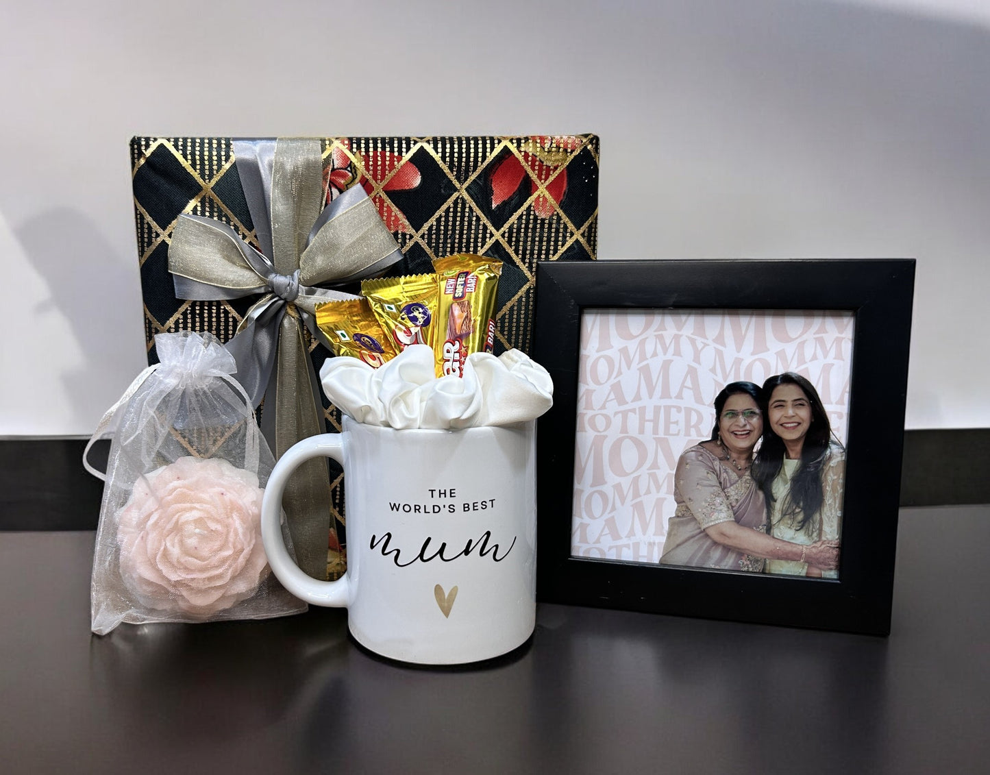 Golden Hearted Hamper – Personalized Gift Box