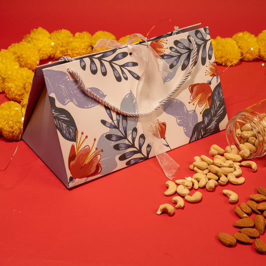 Mini Treat Hamper with Dry Fruits and Makhana