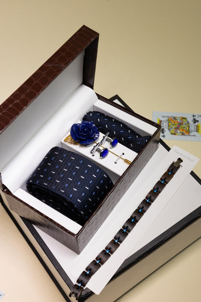 Groomsmen Gift Box – Premium Wedding Edition Accessories Set