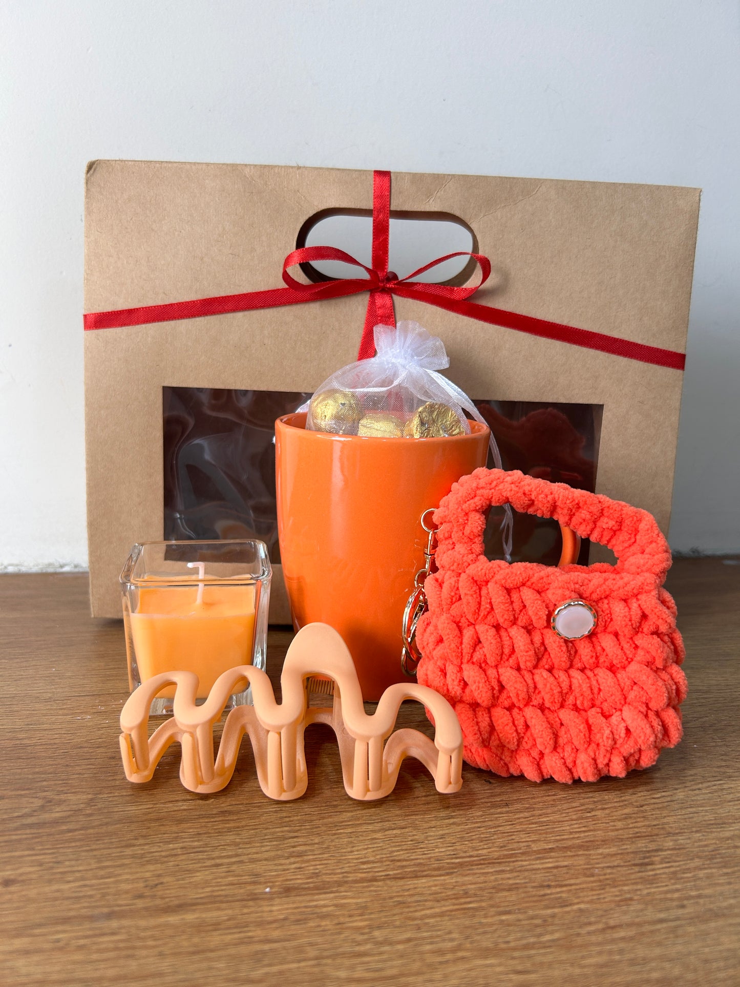 Orange Mom Hamper – Cheerful Gift Box